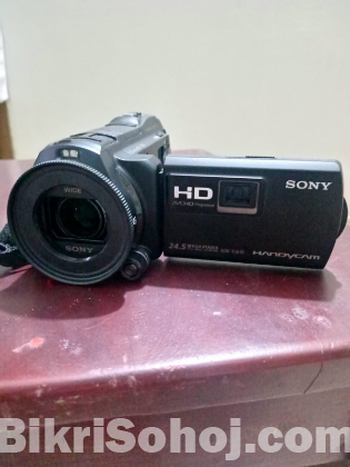 Sony HDR-PJ810 Handycam -Built in Projector, Great Condition